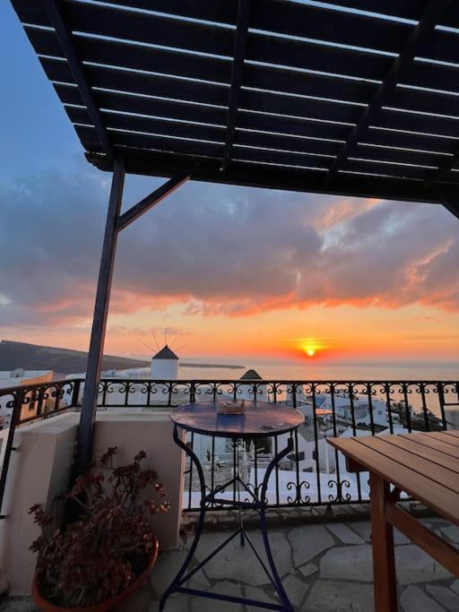Sunset View Apartment Oía Exteriér fotografie